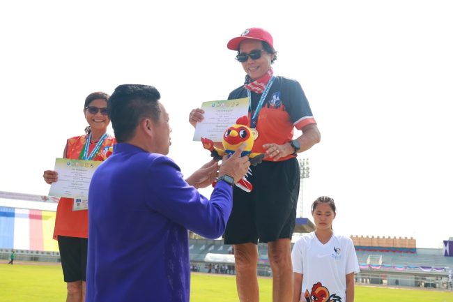 พิษณุโลก-เปิดการแข่งขันกีฬาแอโรบิกมวยไทย ในการแข่งขันกีฬาผู้สูงอายุแห่งประเทศไทย พิษณุโลกเกมส์ ครั้งที่ 15