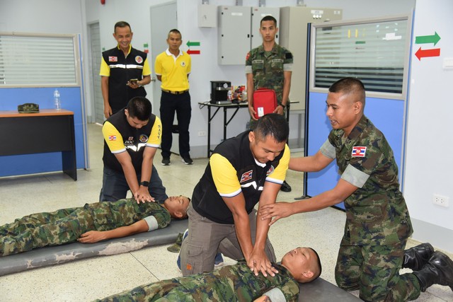 จันทบุรี-สำนักประสานภารกิจด้านความมั่นคงภายในจังหวัดกลุ่มที่ 2 จัดอบรมการปฐมพยาบาลฉุกเฉินและการกู้ชีพขั้นพื้นฐาน Emergency First Aid and Basic : CPR