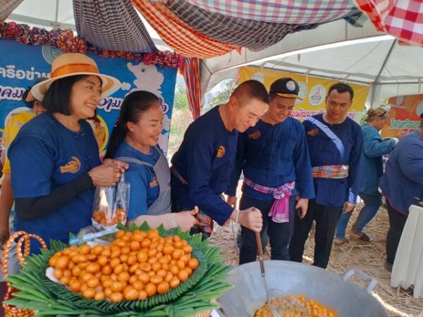 สงขลา-อาจารย์ภัทรฯจัดงานนาทวีโมเดล พลิกนาร้าง เป็นนารักษ์ ปีที่ 6 แม่ทัพภาค 4 เป็นประธาน