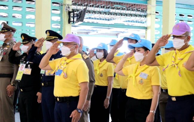 ปลัดกระทรวงแรงงาน มอบ ผู้ตรวจราชการกระทรวงแรงงาน ร่วมพิธีเปิดและตรวจเยี่ยมกิจกรรมฝึกอาชีพบริการประชาชน เฉลิมพระเกียรติพระบาทสมเด็จพระเจ้าอยู่หัว ณ โรงเรียนประเทืองทิพย์วิทยา