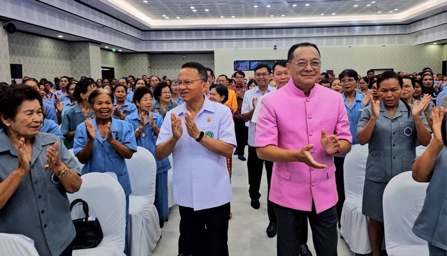 (สุรินทร์) สธ.สุรินทร์ หนุนประชาชนทุกช่วงวัยเข้าถึงบริการสุขภาพ พร้อมขับเคลื่อนงาน NCDs ช่วยประหยัดค่ายาได้กว่า 14 ล้านบาท/ปี