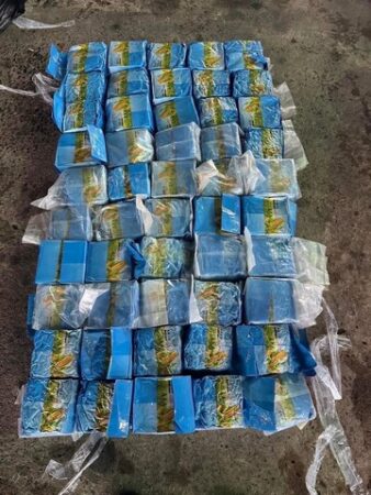 ทัพเรือภาคที่ 1 ร่วมกับ กรมสอบสวนคดีพิเศษ (DSI) ,ป.ป.ส.ภาค 2 ,ขว.ทร. ,ชปพ.ศอ.ปส.ทร. ,ชปพ.นสร.กร. และหน่วยงานที่เกี่ยวข้อง สนธิกำลังยึดยาเสพติดล็อตใหญ่
