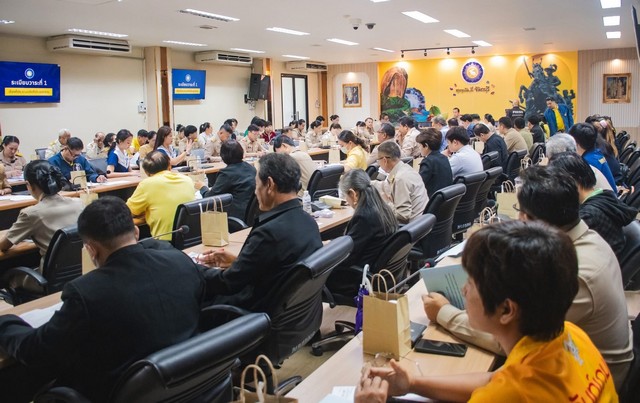 จันทบุรี//รองผู้ว่าฯ จันท์ ประชุมอนุกรรมการฯ บูรณาการแผนงานโครงการเชิงพื้นที่ เพื่อเตรียมงบปี 2570