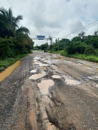 ยโสธร ถนนชำรุด! ชาวบ้านร้องเรียนแต่กลับไม่มีงบซ่อม