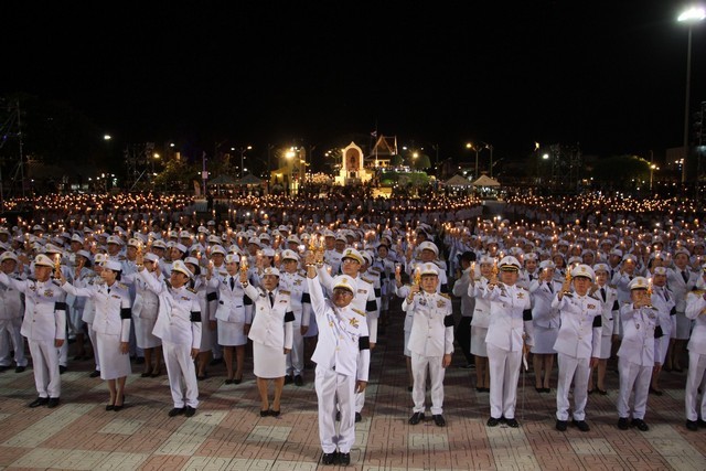 ร้อยเอ็ด…จัดพิธี ชาวร้อยเอ็ดร่วมใจถวายอาลัย สมเด็จพระนางเจ้าสิริกิติ์ พระบรมราชินีนาถ พระบรมราชชนนีพันปีหลวง ในงานสมมาน้ำ คืนเพ็ง เส็งประทีป” ครั้งที่ 27 ประจำปี 2568
